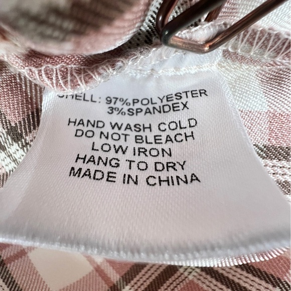 Lovely Day Pink Green Plaid Pleated Mini Skort Skirt Size Medium Women’s - Picture 7 of 7